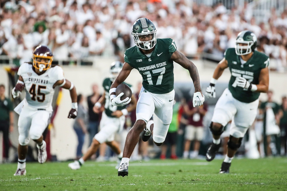 MSU Running Back Kenneth Walker named preseason first-team All-Big Ten by  Pro Football Focus - The Only Colors