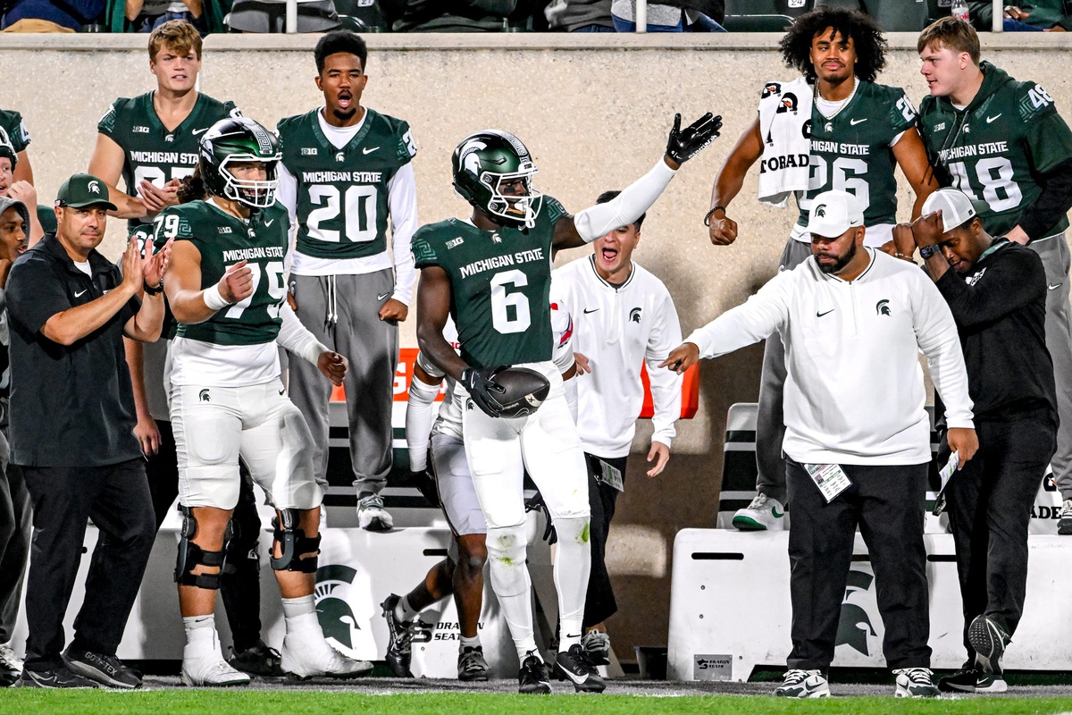 Michigan State football Final score predictions vs. Iowa