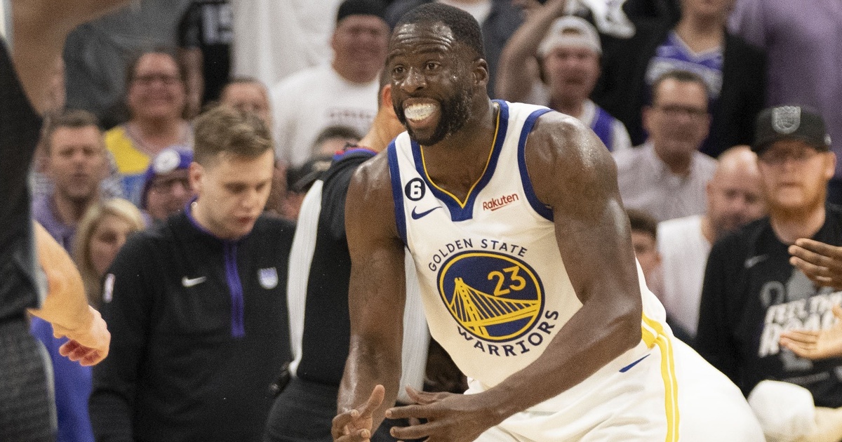 Draymond Green ejected after stomping on Domantas Sabonis' chest; Kings go  up 2-0 on Warriors