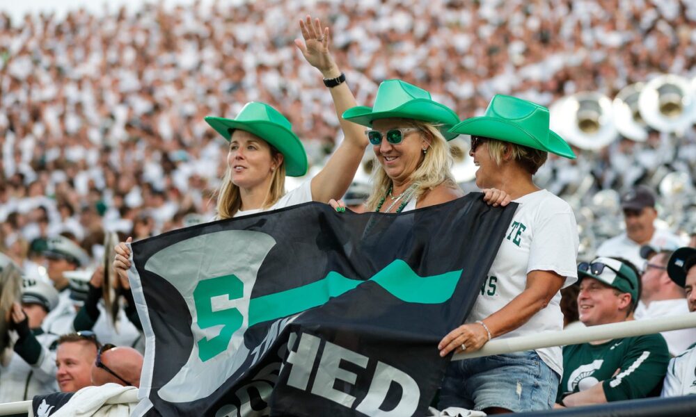 470 Spartans Fan Up! ideas  michigan state spartans, michigan state,  spartans