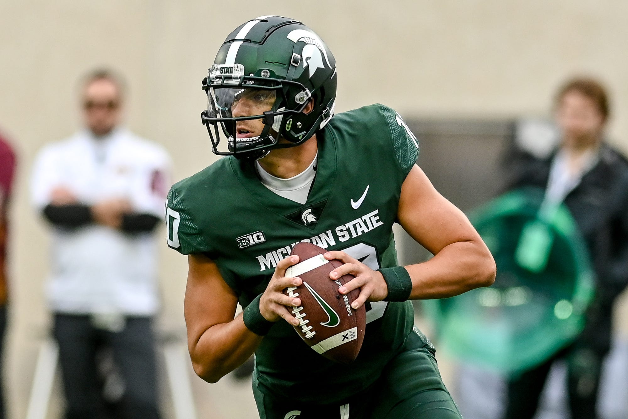 A closer look at Michigan State's QB competition with Payton