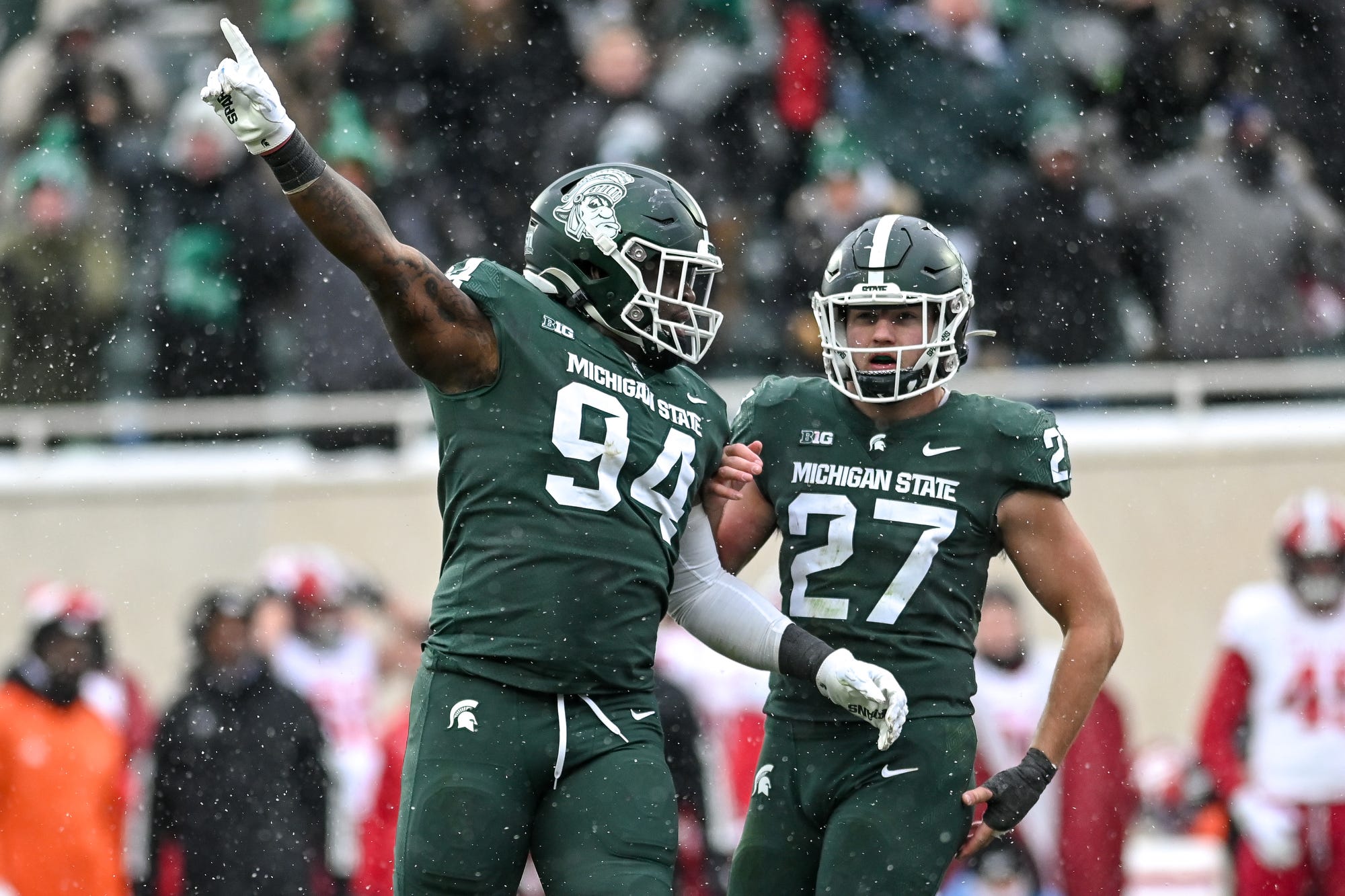 Michigan State's horrendous alternate uniform reminds us of these  monstrosities