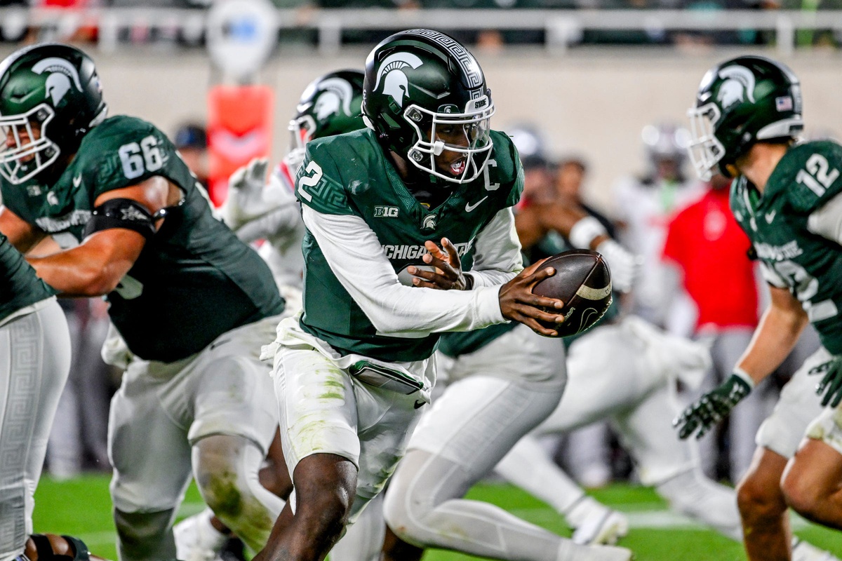 Michigan State football quarterback Aidan Chiles.