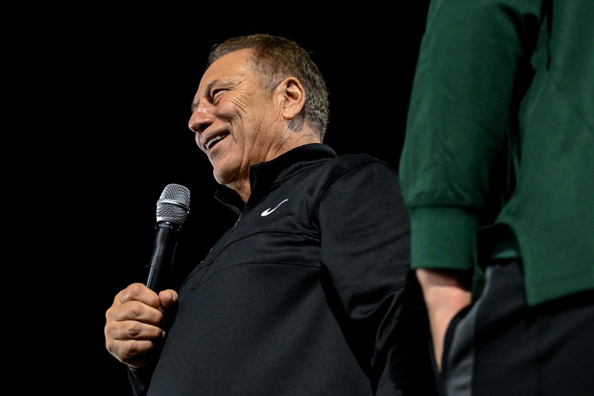 Michigan State basketball coach Tom Izzo speaks at the Izzone Campout.