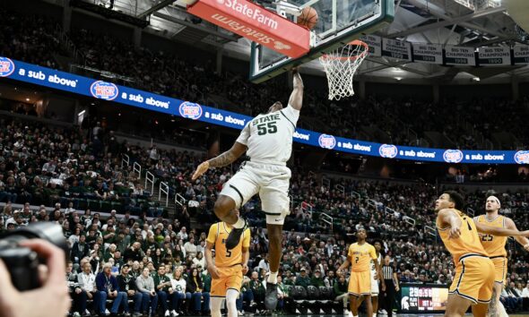 Michigan State basketball. Coen Carr